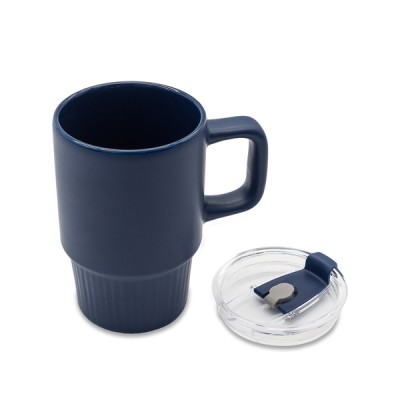 Kubek ceramiczny Azzurro 440 ml, czarny