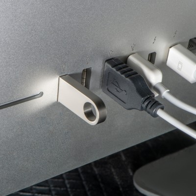 Pendrive metalowy 8GB 2.0 EDYTA