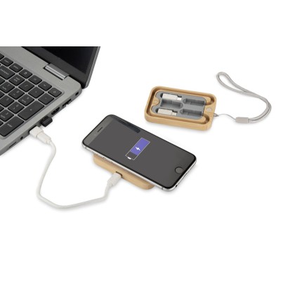 Zestaw kabli do ładowania z ładowarką indukcyjną BUMO