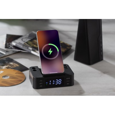 Budzik z ładowarką indukcyjną CLOCKI